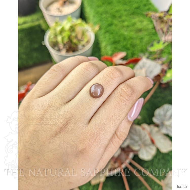 3.78 Ct. Peach Cabochon Moonstone from Ceylon (Sri Lanka)