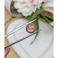 3.78 Ct. Peach Cabochon Moonstone from Ceylon (Sri Lanka) Life Style