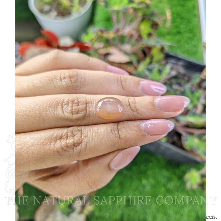 7.07 Ct. Peach Cabochon Moonstone from Ceylon (Sri Lanka)