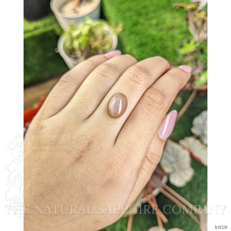 6.41 Ct. Peach Cabochon Moonstone from Ceylon (Sri Lanka)