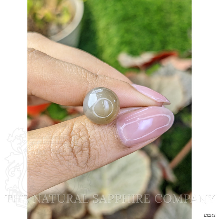 6.82 Ct. Brown Cabochon Moonstone from Ceylon (Sri Lanka)
