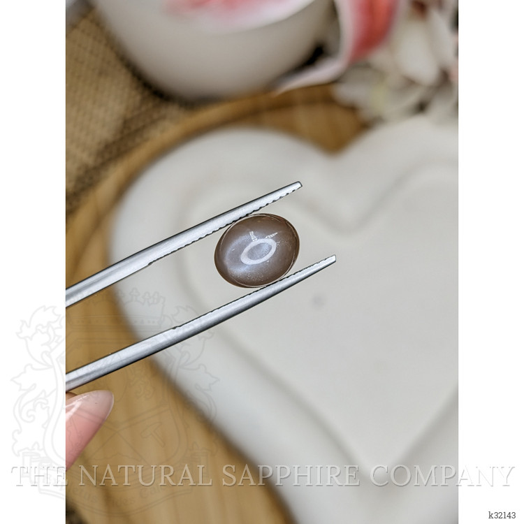 3.77 Ct. Brown Cabochon Moonstone from Ceylon (Sri Lanka)