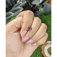 1.87 Ct. Pink Malaya Garnet from Tanzania Life Style