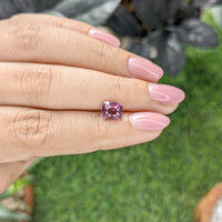1.87 Ct. Pink Malaya Garnet from Tanzania Life Style