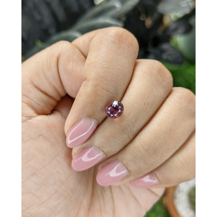 1.34 Ct. Pink Malaya Garnet from Tanzania