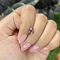 1.58 Ct. Pink Malaya Garnet from Tanzania Life Style