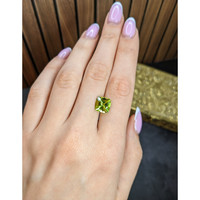 3.80 Ct. Green (Lime Green) Peridot from Brazil Life Style