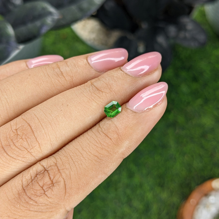 0.37 Ct. Tsavorite Garnet from Tanzania