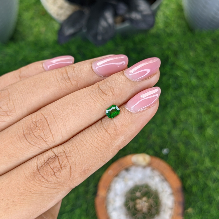 0.40 Ct. Tsavorite Garnet from Tanzania