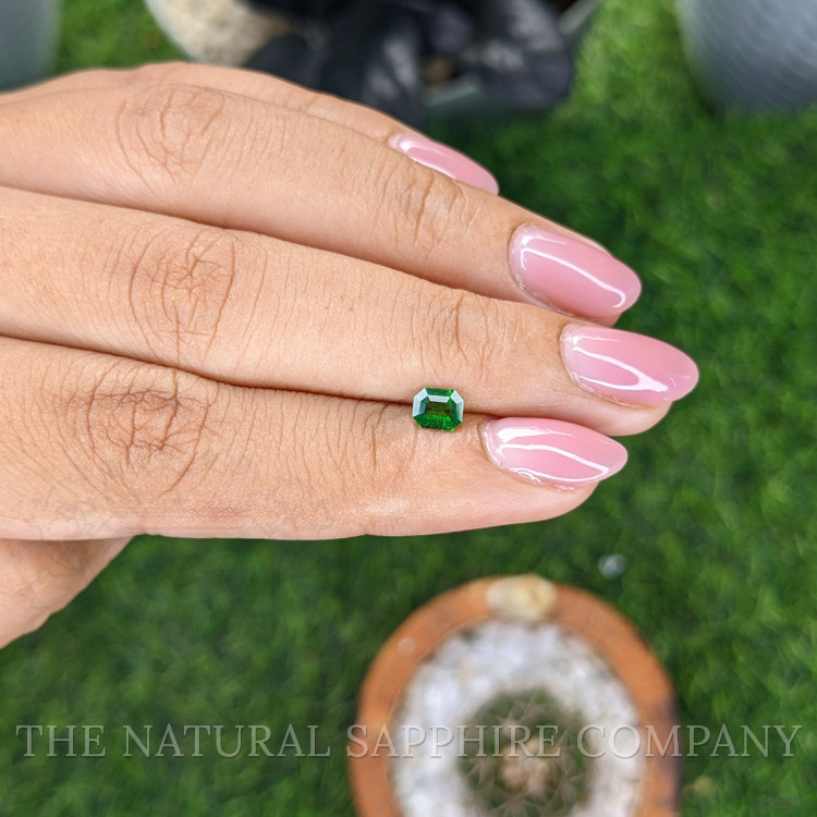 0.40 Ct. Tsavorite Garnet from Tanzania