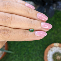 0.45 Ct. Tsavorite Garnet from Tanzania Life Style
