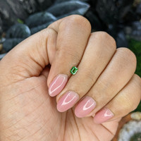 0.22 Ct. Tsavorite Garnet from Tanzania Life Style
