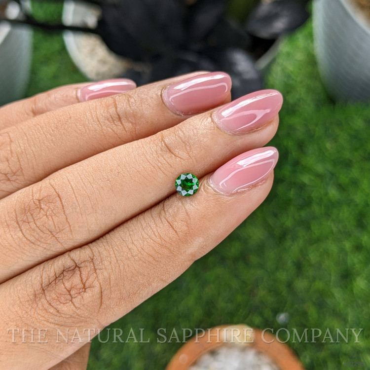 0.38 Ct. Tsavorite Garnet from Tanzania
