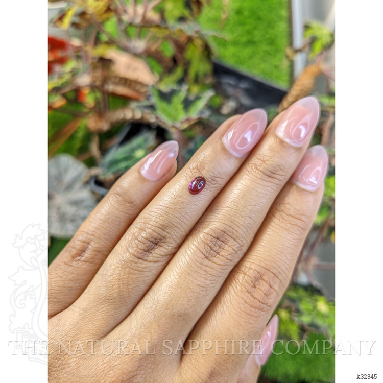 0.75 Ct. Pinkish Purple Cabochon Garnet from Ceylon (Sri Lanka)
