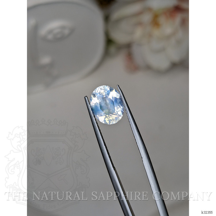 2.25 Ct. Rainbow Moonstone from Ceylon (Sri Lanka)
