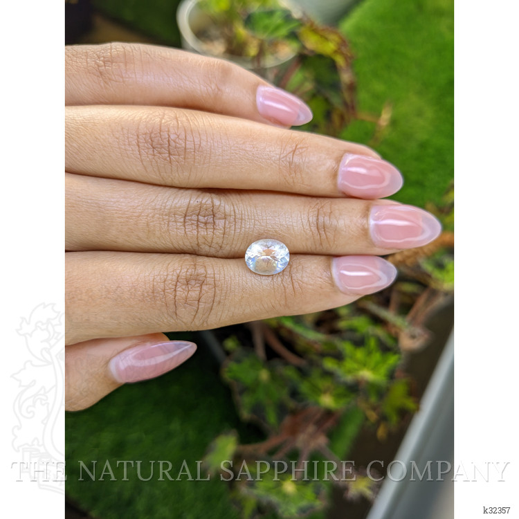 2.22 Ct. Rainbow Moonstone from Ceylon (Sri Lanka)
