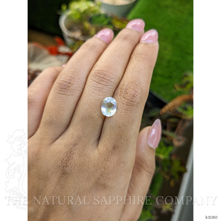 2.12 Ct. Rainbow Moonstone from Ceylon (Sri Lanka)