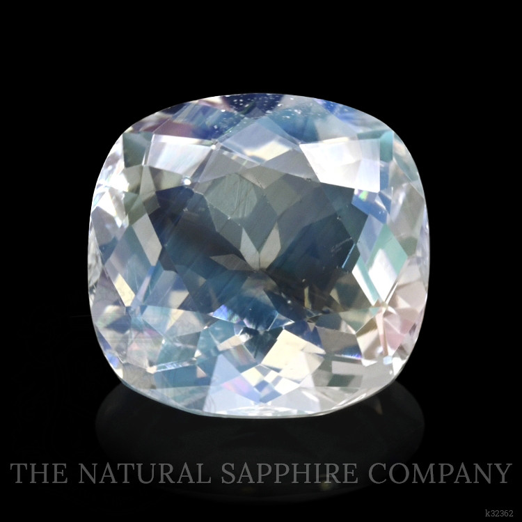 2.07 Ct. Rainbow Moonstone from Ceylon (Sri Lanka)