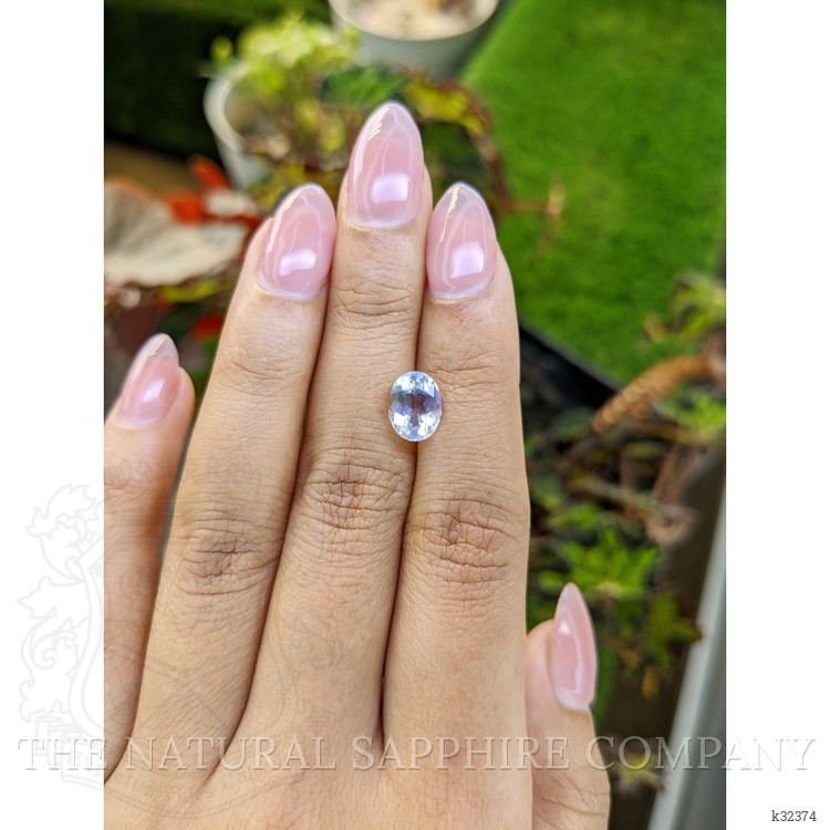 1.96 Ct. Rainbow Moonstone from Ceylon (Sri Lanka)