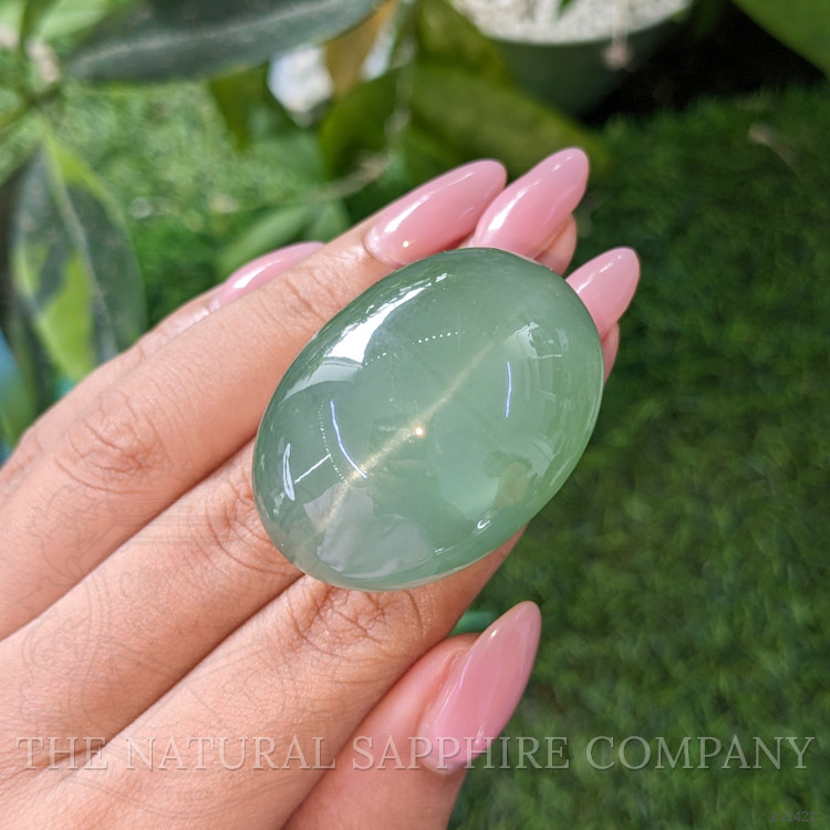 228.07 Ct. Green Cabochon Cat’s Eye Beryl from Ceylon (Sri Lanka)