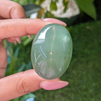 228.07 Ct. Green Cabochon Cat’s Eye Beryl from Ceylon (Sri Lanka) Life Style
