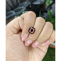 4.35 Ct. Red Garnet from Ceylon (Sri Lanka) Life Style