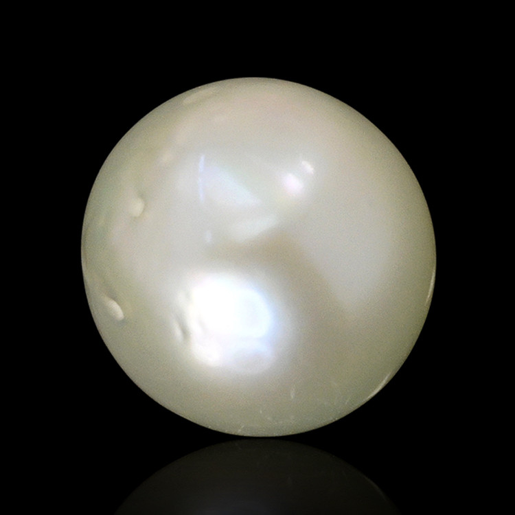 1.10 Ct. Cream with Silver Overtone Akoya Pearl from China