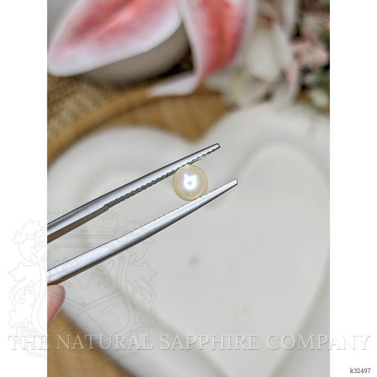 1.16 Ct. Cream with Silver Overtone Akoya Pearl from China