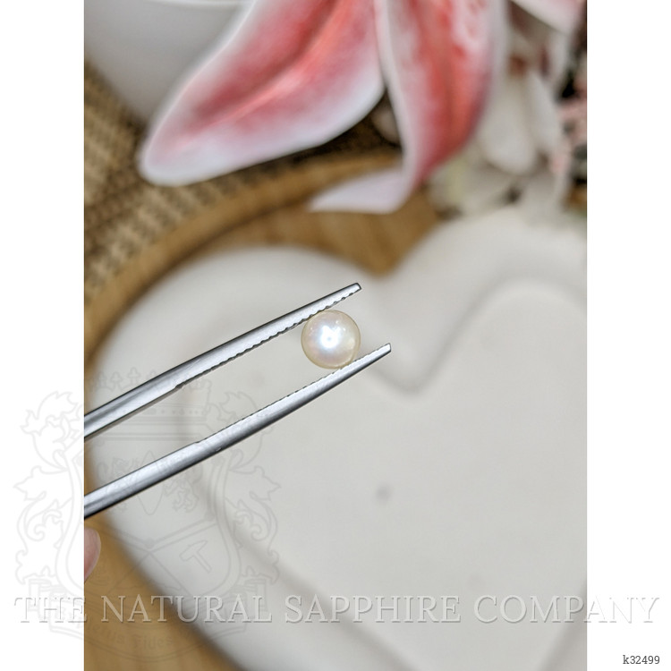 1.30 Ct. Cream with Silver Overtone Akoya Pearl from China