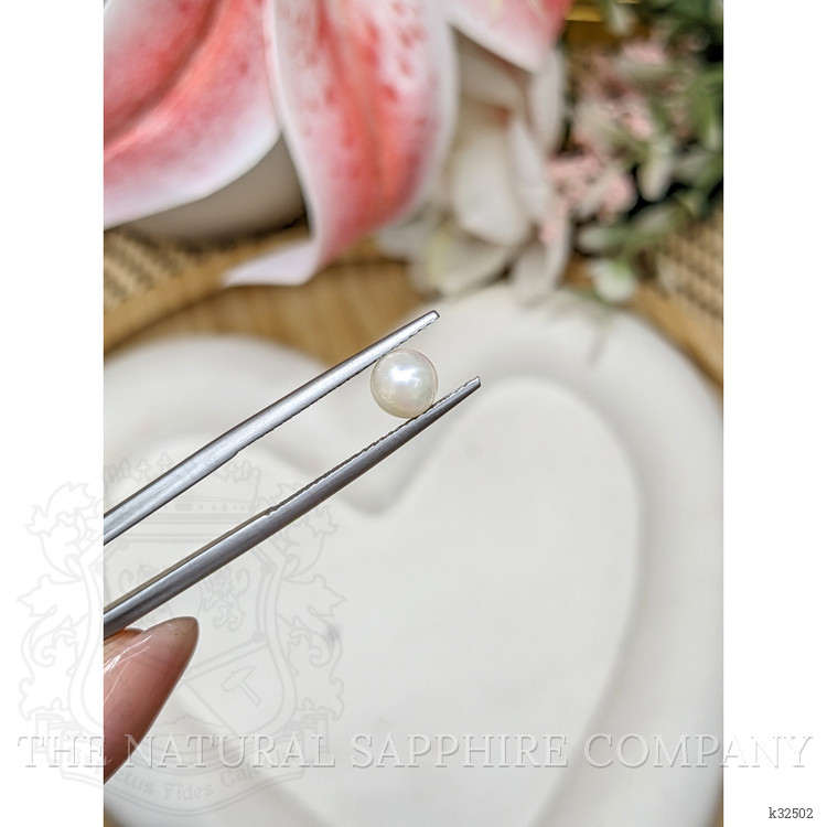 1.24 Ct. Cream with Silver Overtone Akoya Pearl from China