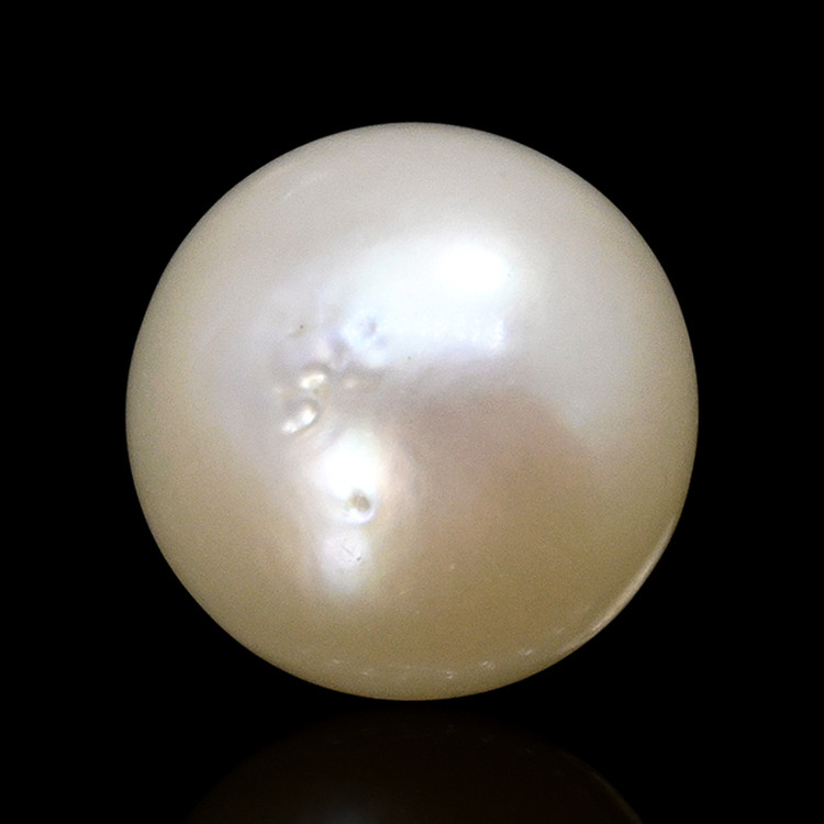 1.34 Ct. Cream with Silver Overtone Akoya Pearl from China