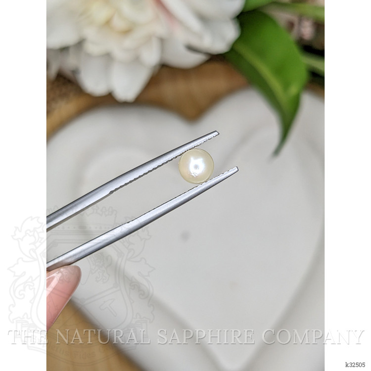 1.34 Ct. Cream with Silver Overtone Akoya Pearl from China