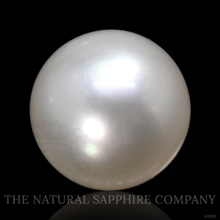1.07 Ct. Cream with Silver Overtone Akoya Pearl from China