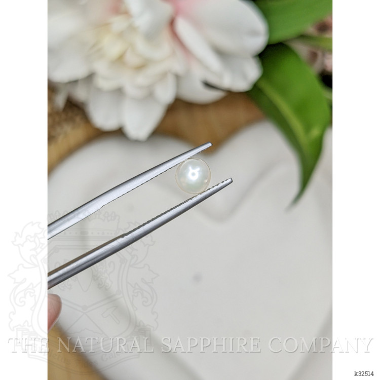 1.39 Ct. Cream with Silver Overtone Akoya Pearl from China