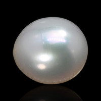 1.06 Ct.Tw. Oval Akoya Pearl