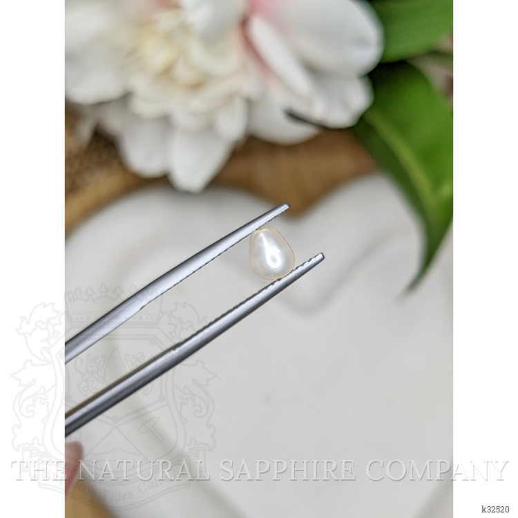 0.90 Ct. Cream with Silver Overtone Akoya Pearl from China