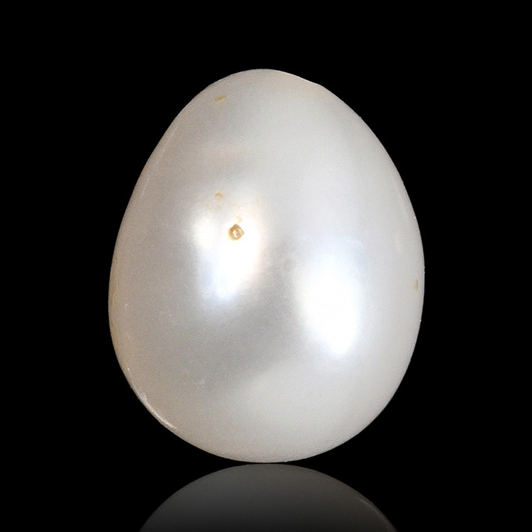 1.13 Ct. Cream with Silver Overtone Akoya Pearl from China