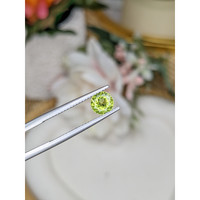 0.90 Ct. Yellowish Green Peridot from Ceylon (Sri Lanka) Life Style