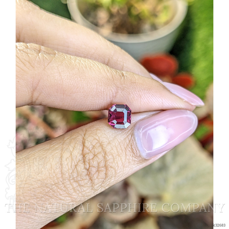 1.55 Ct. Purplish Pink Rhodolite Garnet from Ceylon (Sri Lanka)
