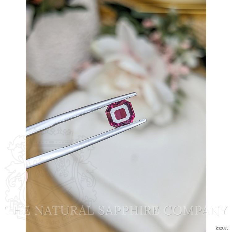 1.55 Ct. Purplish Pink Rhodolite Garnet from Ceylon (Sri Lanka)