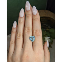 4.07 Ct. Greenish Blue Aquamarine from Brazil Life Style