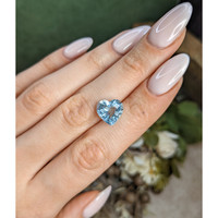 4.07 Ct. Greenish Blue Aquamarine from Brazil Life Style