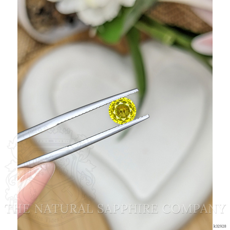 0.96 Ct. Greenish Yellow Chrysoberyl from Ceylon (Sri Lanka)