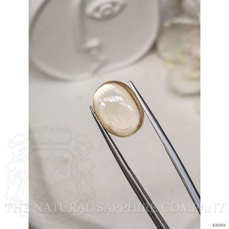 8.01 Ct. Brown Cabochon Moonstone from Ceylon (Sri Lanka)