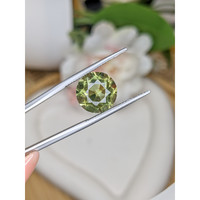 5.65 Ct. Yellowish Green Prasiolite from Brazil Life Style