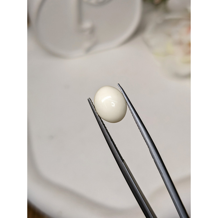 2.37 Ct. Salmon and White Cabochon Coral from Italy
