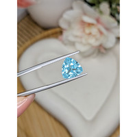 4.19 Ct. Sky Blue Topaz from Ceylon (Sri Lanka) Life Style