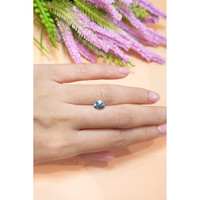 0.98 Ct. Aquamarine from Brazil Life Style