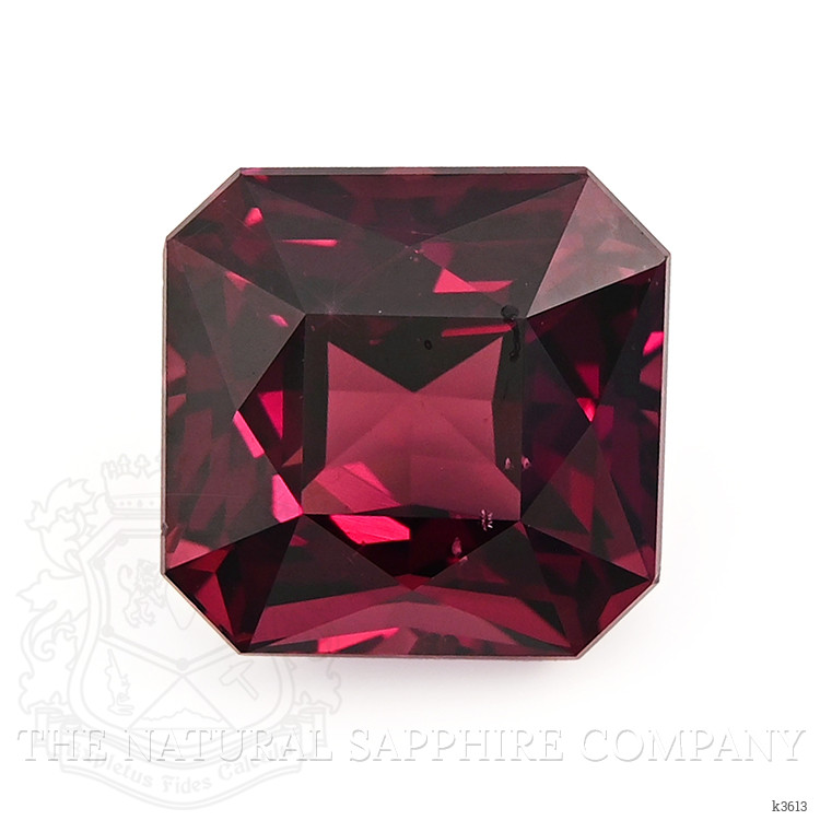 13.85 Ct. Garnet from Ceylon (Sri Lanka)