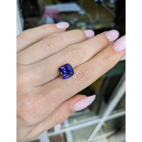 4.09 Ct. Tanzanite from Tanzania Life Style